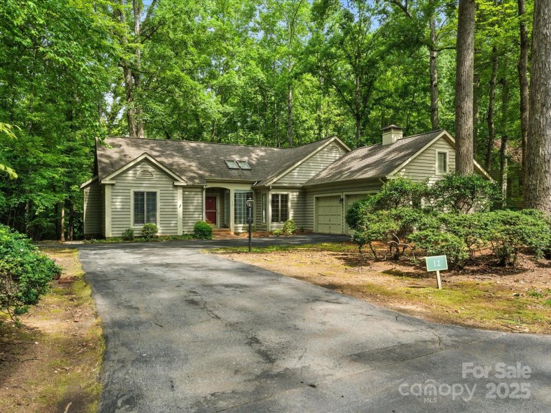 Property image 2 of 12 Whippoorwill Court in RIVER HILLS, Clover, SC 29710