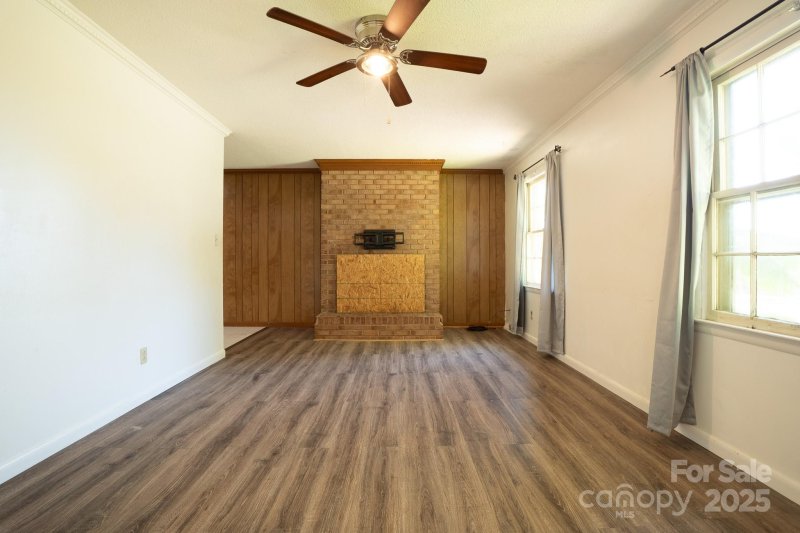 Property image 5 of 194 Hillsboro Road in Hillsborough, Taylorsville, NC 28681