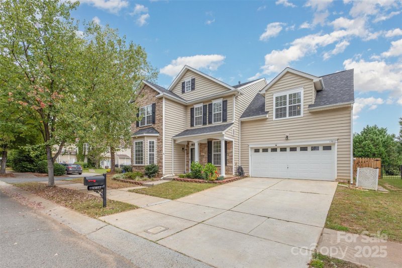 Property image 4 at 13812 Holly Stream Drive, Huntersville, NC 28078