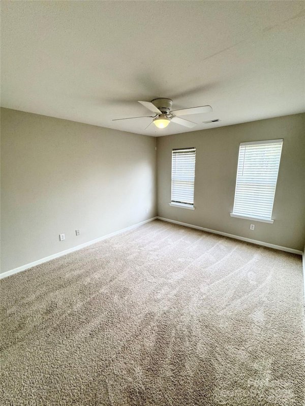 Property image 4 of 9413 Thatcher Hall Court in Southampton, Charlotte, NC 28277