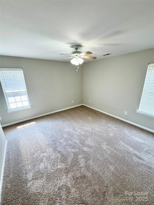 Property image 5 of 9413 Thatcher Hall Court in Southampton, Charlotte, NC 28277