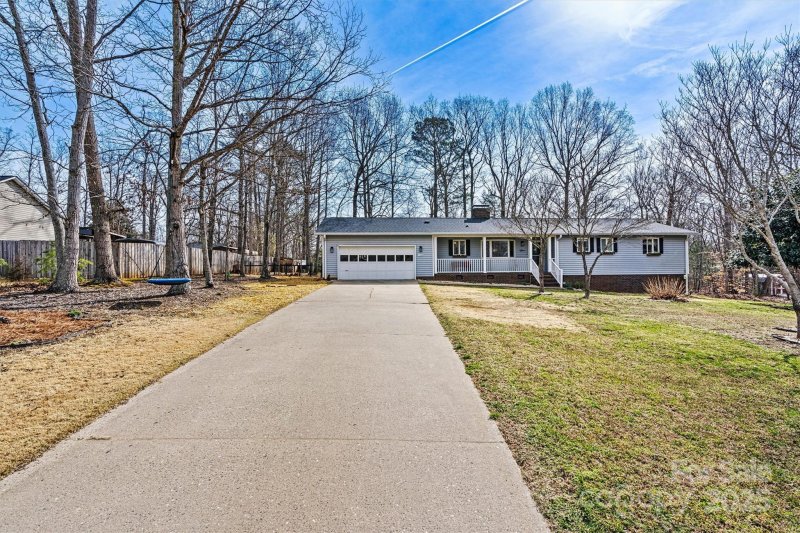 Property image 5 at 1140 Knollwood Drive, Claremont, NC 28610