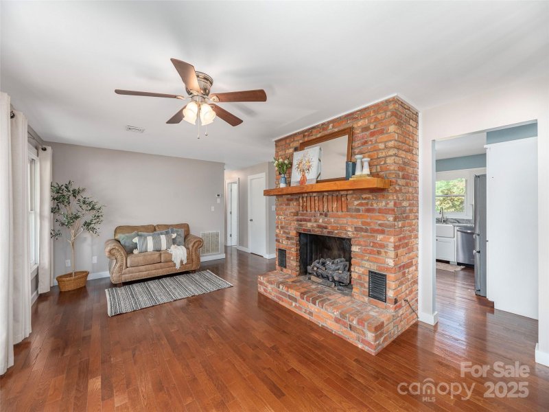 Property image 4 of 85 Dawn Lane in Springdale Estates, Canton, NC 28716