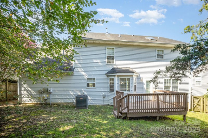 Property image 2 at 9146 Austin Ridge Lane, Charlotte, NC 28214