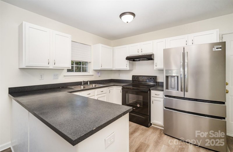 Property image 5 at 9146 Austin Ridge Lane, Charlotte, NC 28214