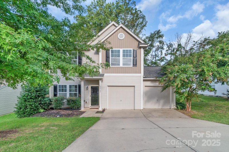 Property image 3 of 3948 Shasta Circle in Clover Meadows, Clover, SC 29710