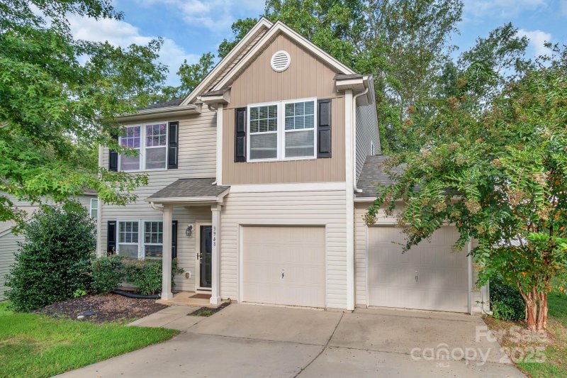 Property image 4 of 3948 Shasta Circle in Clover Meadows, Clover, SC 29710