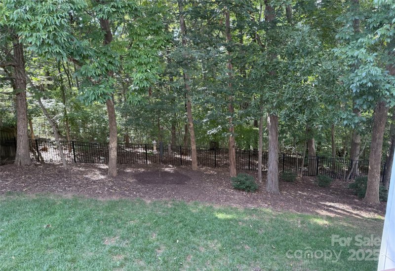 Property image 5 at 1154 Elrond Drive, Charlotte, NC 28269