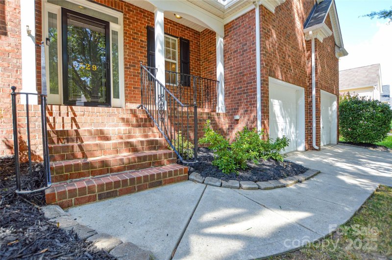 Property image 5 of 9529 Numenore Drive in Highland Creek, Charlotte, NC 28269