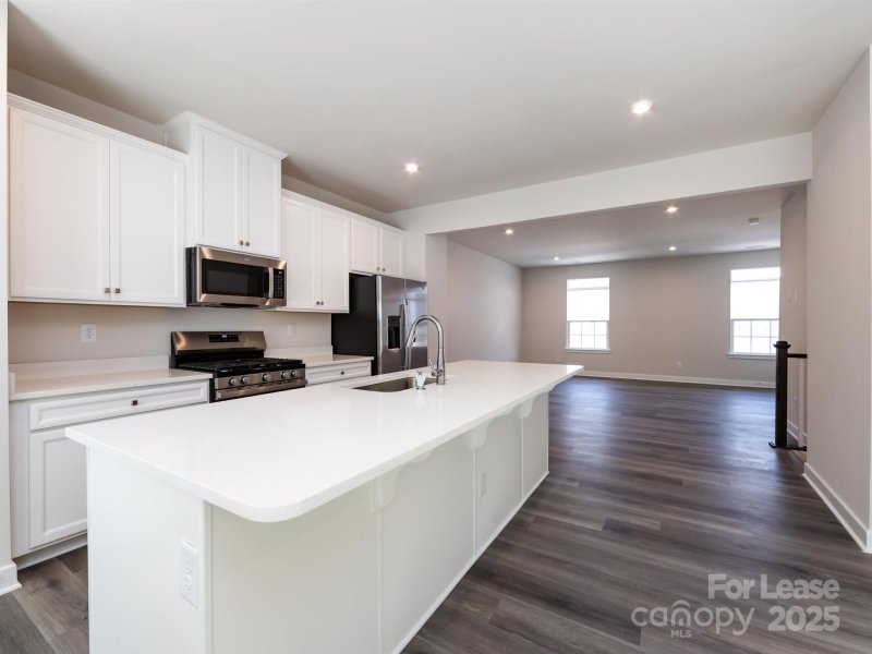 Property image 2 at 431 Moondance Drive, Gastonia, NC 28054