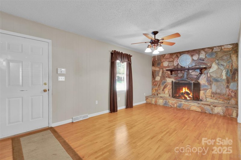 Property image 5 at 922 Holly Drive, Gastonia, NC 28054