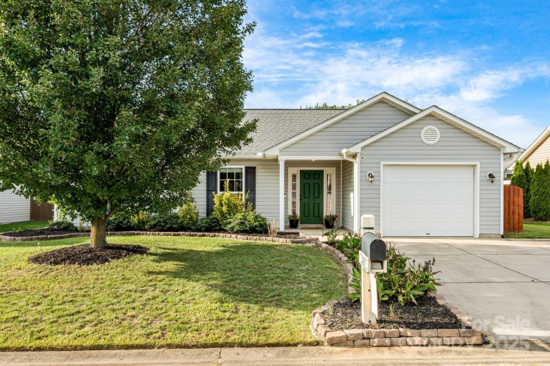 Property image 3 at 299 W Swift Creek Road, Fletcher, NC 28732