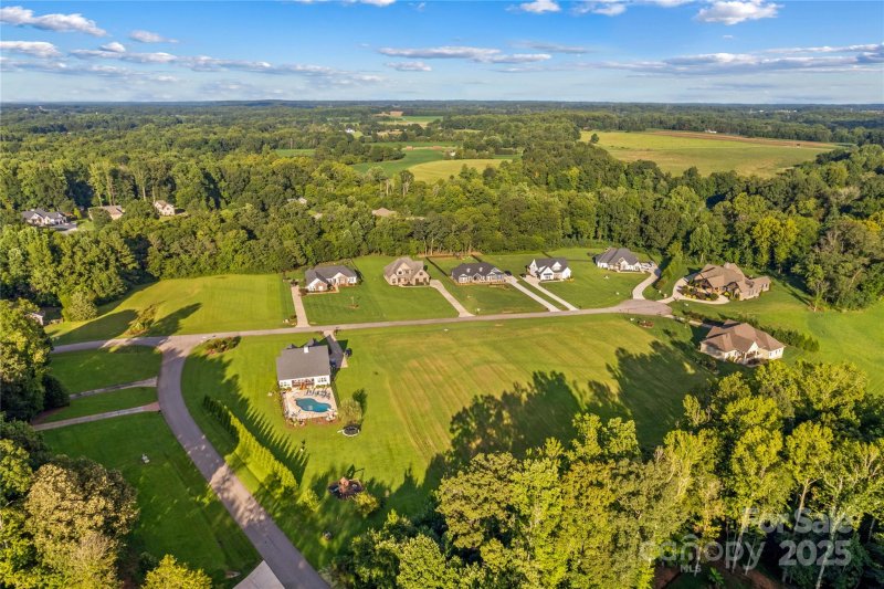 Property image 5 at 138 Bellingshire Drive, Mt Ulla, NC 28125