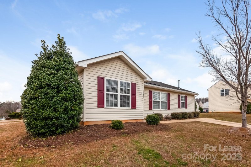 Property image 2 at 2903 Fairglen Road, Charlotte, NC 28269