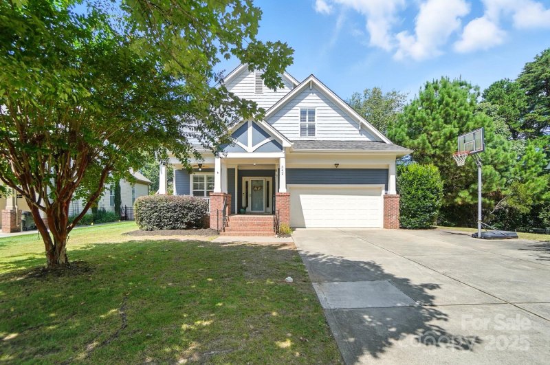 Property image 3 of 342 Shoreline Parkway in Lake Shore, Tega Cay, SC 29708