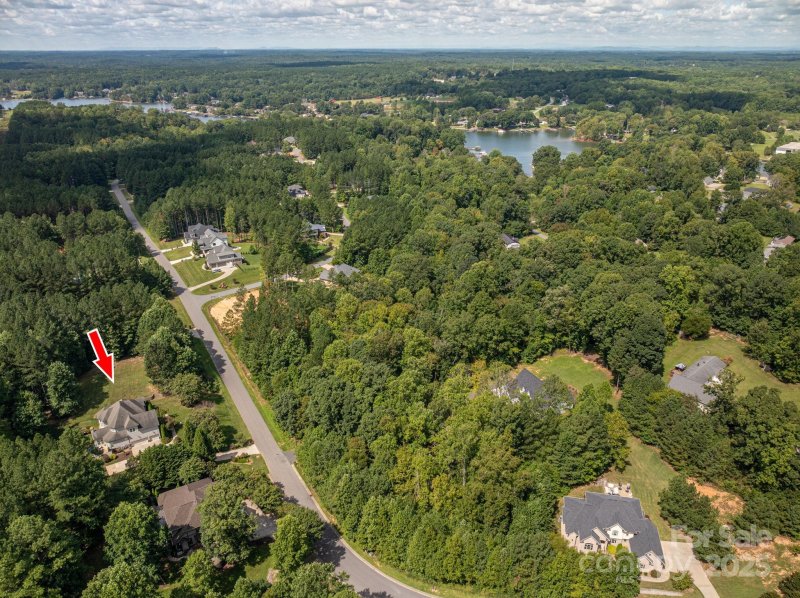 Property image 5 of 131 Winding Forest Drive in Winding Forest, Troutman, NC 28166