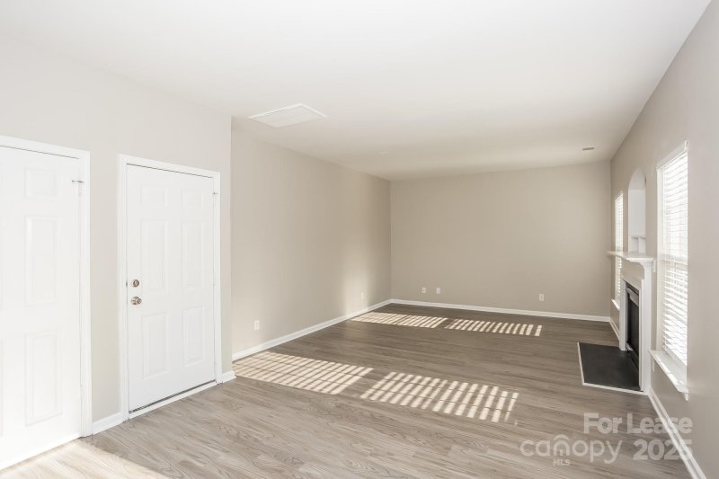 Property image 4 of 11108 Dulin Creek Boulevard in Reedy Creek Plantation, Charlotte, NC 28215