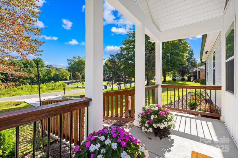 Property image 3 of 3121 Suffolk Drive in Brittain Village, Shelby, NC 28152