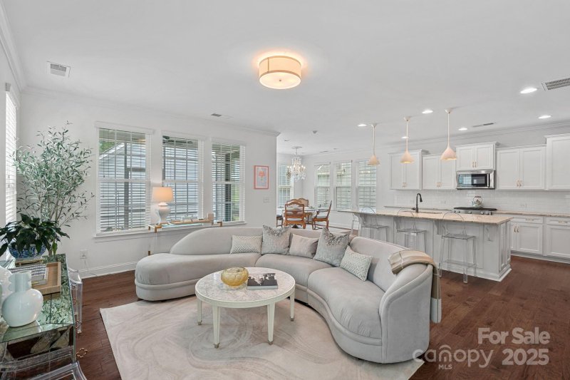 15447 Davidson East Drive