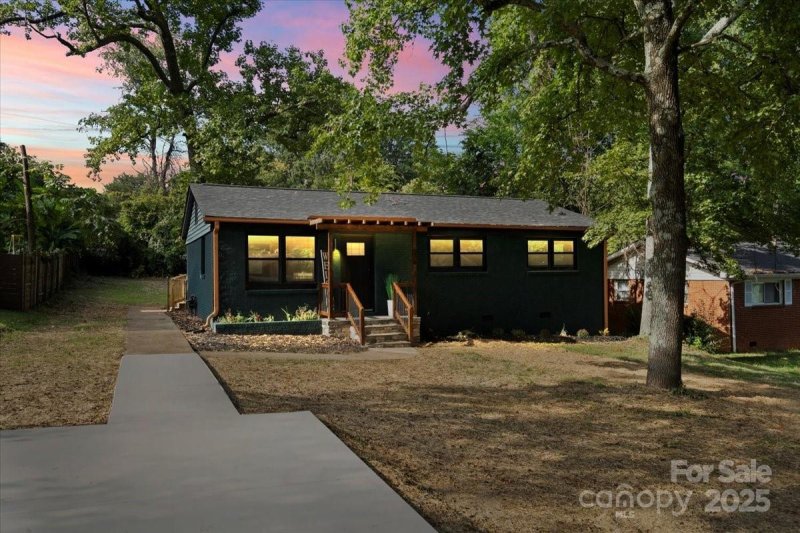526 Porter Street