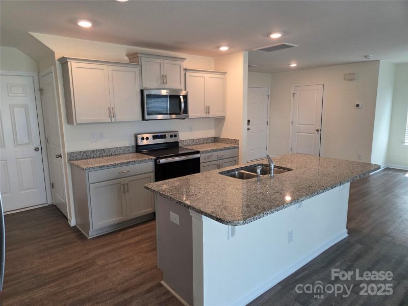 Property image 2 at 3059 Green Apple Drive, Dallas, NC 28034