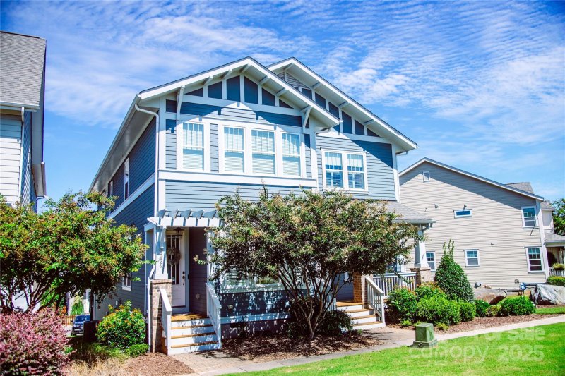 748 Waterscape Court