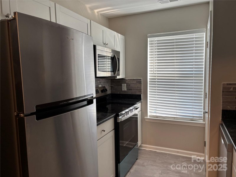 Property image 4 of 508 N Graham Street in Fourth Ward, Charlotte, NC 28202