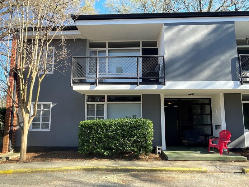 2126 E Seventh Street