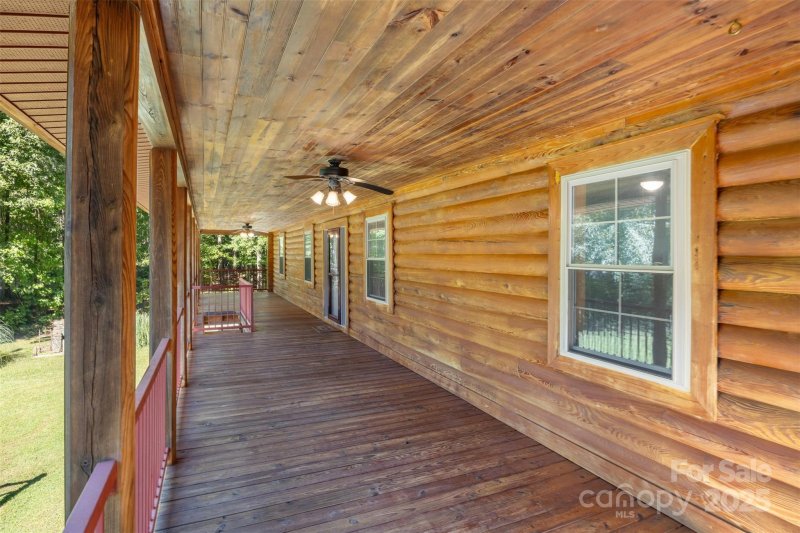 Property image 2 of 6328 Four Knights Lane in Kingsbury Square, Clover, SC 29710