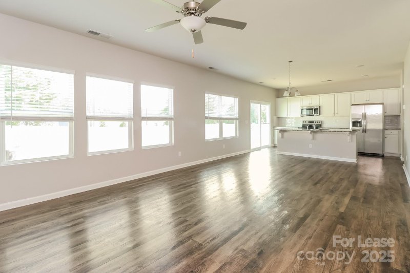 Property image 4 at 13007 Joclaire Court, Charlotte, NC 28215