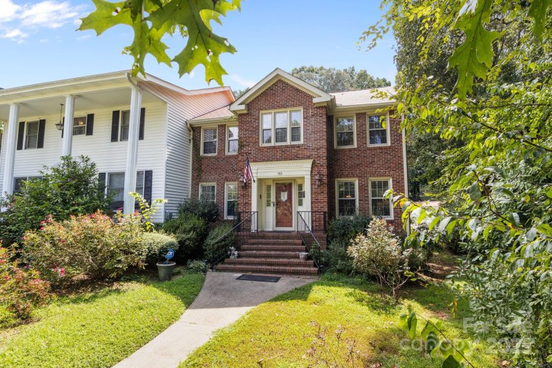 Property image 5 of 915 Sprucewood Street in Shady Brook, Kannapolis, NC 28081