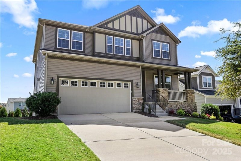 Property image 2 at 10165 Castlebrooke Drive, Concord, NC 28027