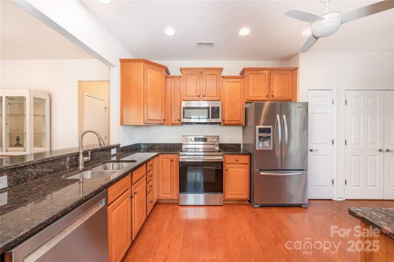 Property image 3 of 23016 Whimbrel Circle in Sun City Carolina Lakes, Fort Mill, SC 29707