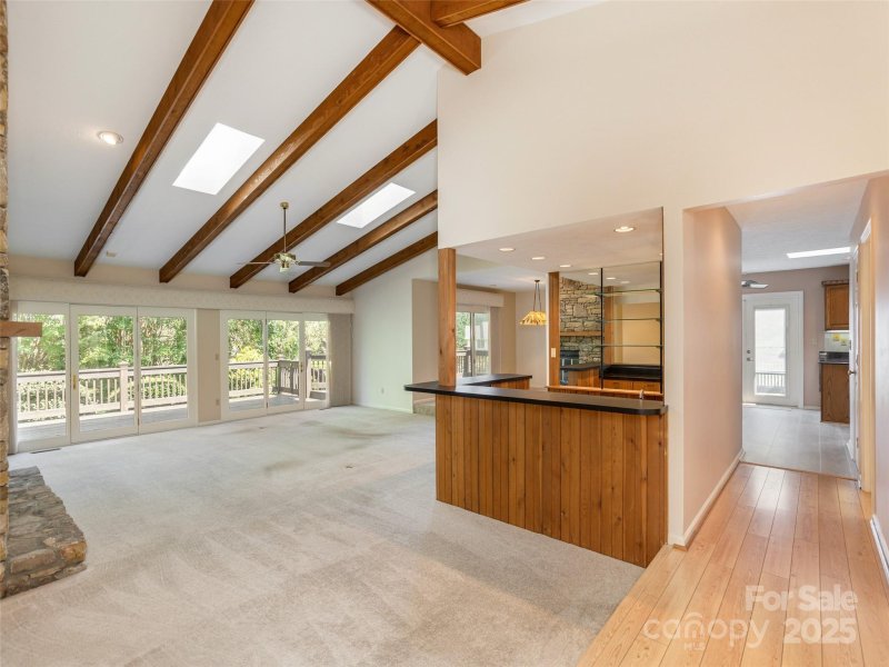 Property image 4 of 504 Crooked Creek Road in Crooked Creek, Hendersonville, NC 28739