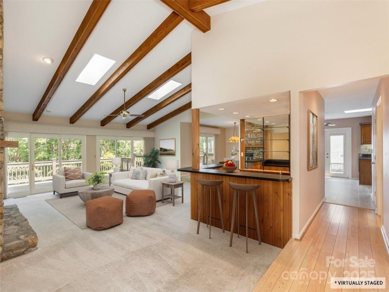 Property image 5 of 504 Crooked Creek Road in Crooked Creek, Hendersonville, NC 28739