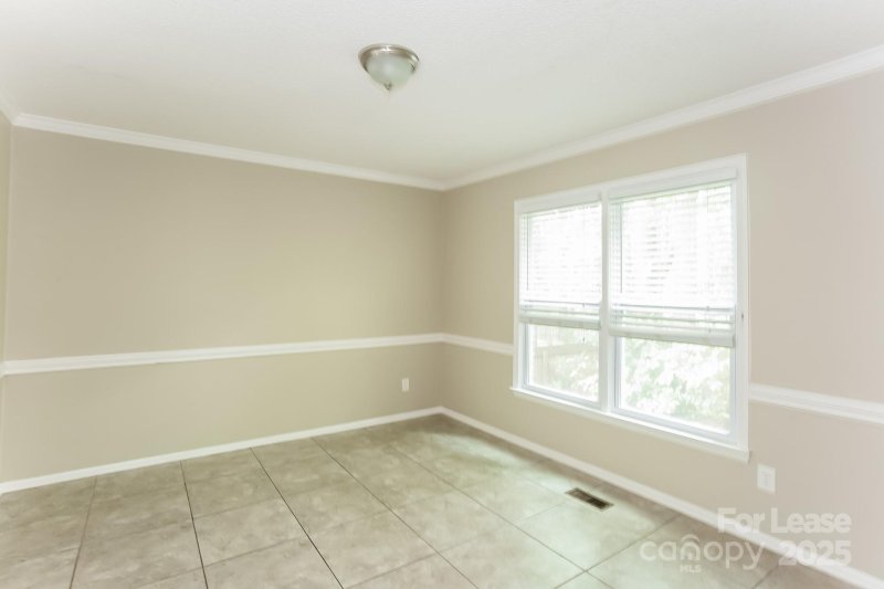 Property image 5 of 6806 Van De Rohe Drive in Silverwood, Charlotte, NC 28215