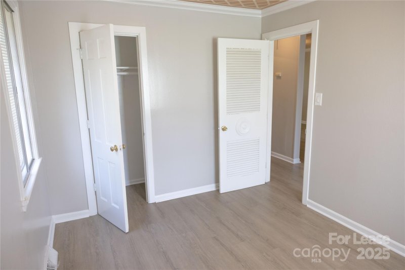 Property image 5 at 1913 Manteo Court, Charlotte, NC 28208