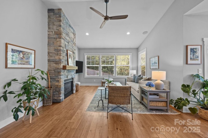 Property image 4 of 5 Meeting Street in Biltmore Terrace, Asheville, NC 28803