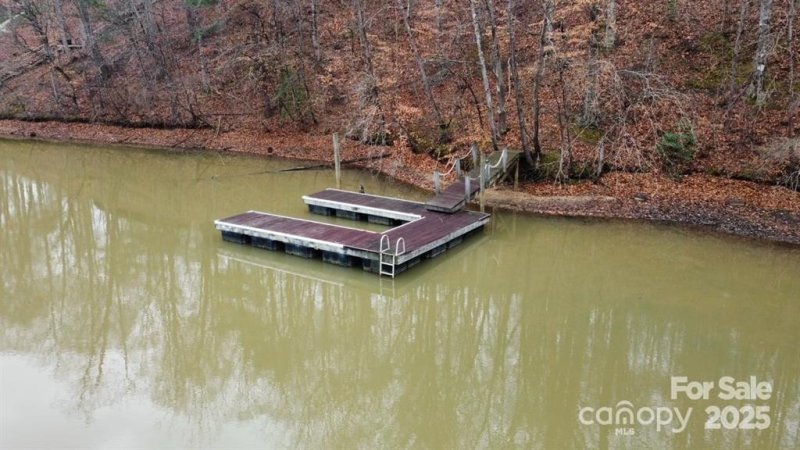 Property image 2 of 8068 Summit Ridge Drive in The Summit, Catawba, NC 28609