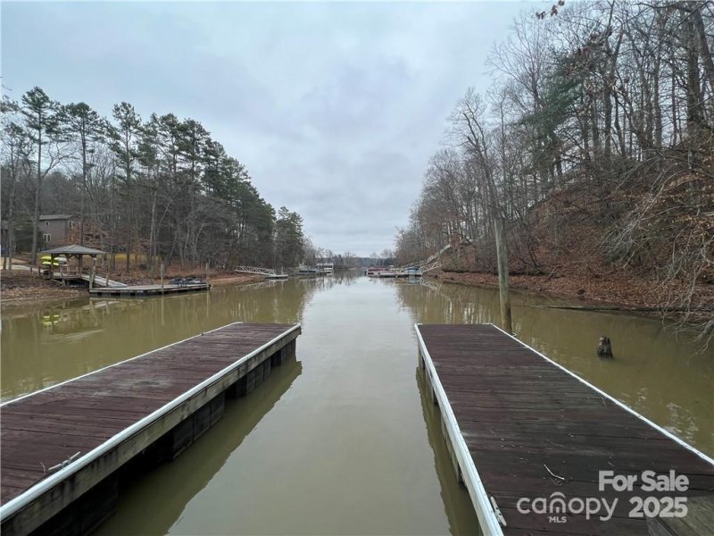 Property image 3 of 8068 Summit Ridge Drive in The Summit, Catawba, NC 28609