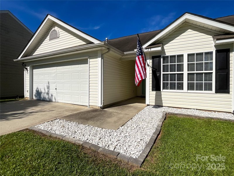 Property image 3 of 5128 Foxmeade Court in Whitehall, Lancaster, SC 29720