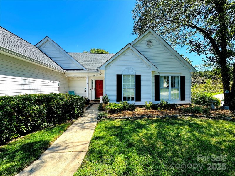 3900 Canterbrook Drive