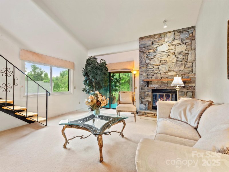 Property image 4 at 201 Juniper Lane, Hendersonville, NC 28739