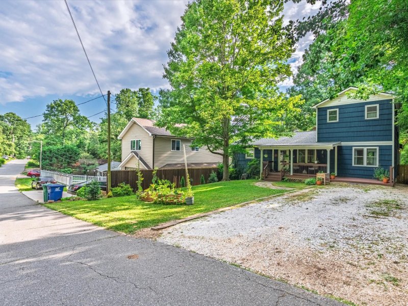 Property image 3 of 126 Locust Court in Royal Pines, Arden, NC 28704