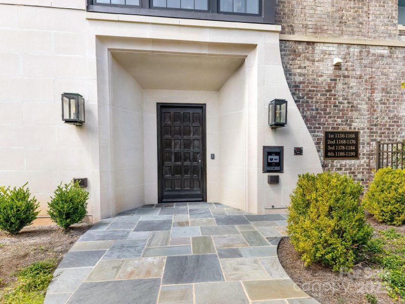 Property image 3 of 1156 Queens Road in Myers Park, Charlotte, NC 28207