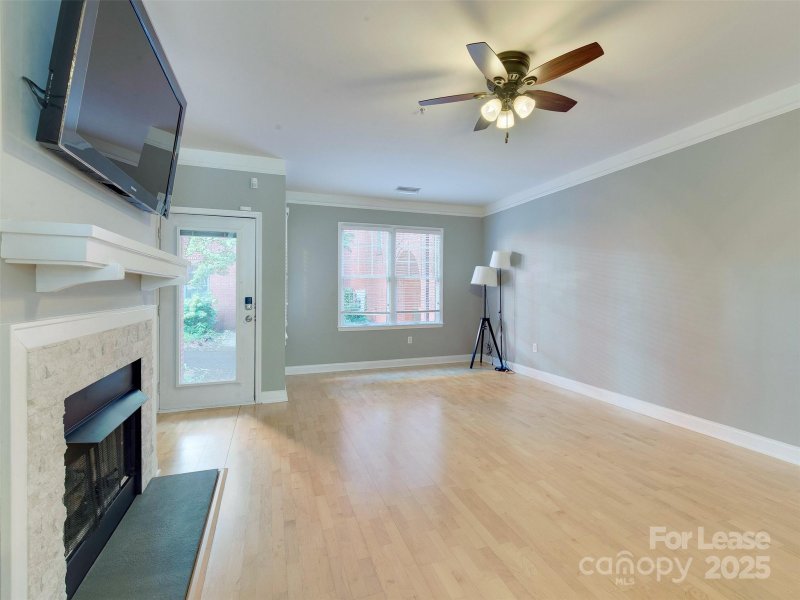 Property image 3 at 400 Clarice Avenue, Charlotte, NC 28204