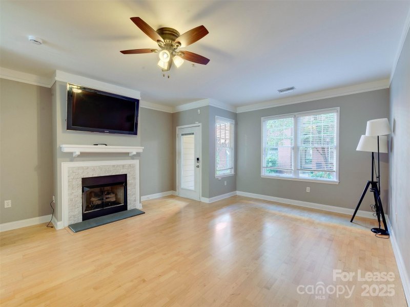 Property image 4 at 400 Clarice Avenue, Charlotte, NC 28204