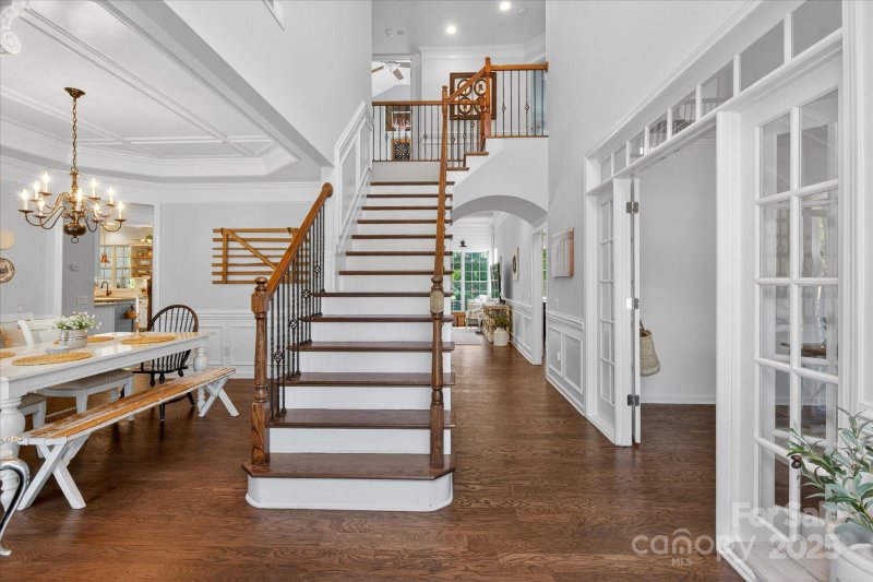 Property image 3 of 9911 Silverling Drive in The Chimneys of Marvin, Waxhaw, NC 28173