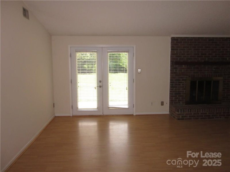 Property image 4 of 11411 Misty Valley Court in Walnut Creek, Charlotte, NC 28226