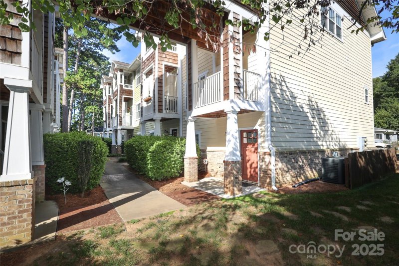 Property image 3 at 1733 Matheson Avenue, Charlotte, NC 28205